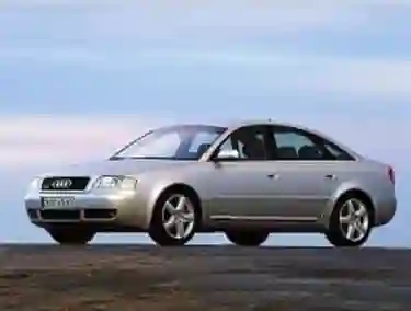Audi A6 C5 Sedan 2.7 T V6 230 KM quattro dane techniczne 